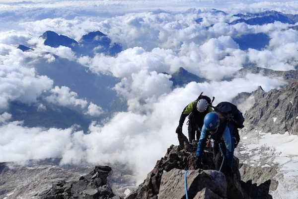 accompagnamento - cosa fa una Guida Alpina attività della Guida Alpina, accompagnamento sulle vette